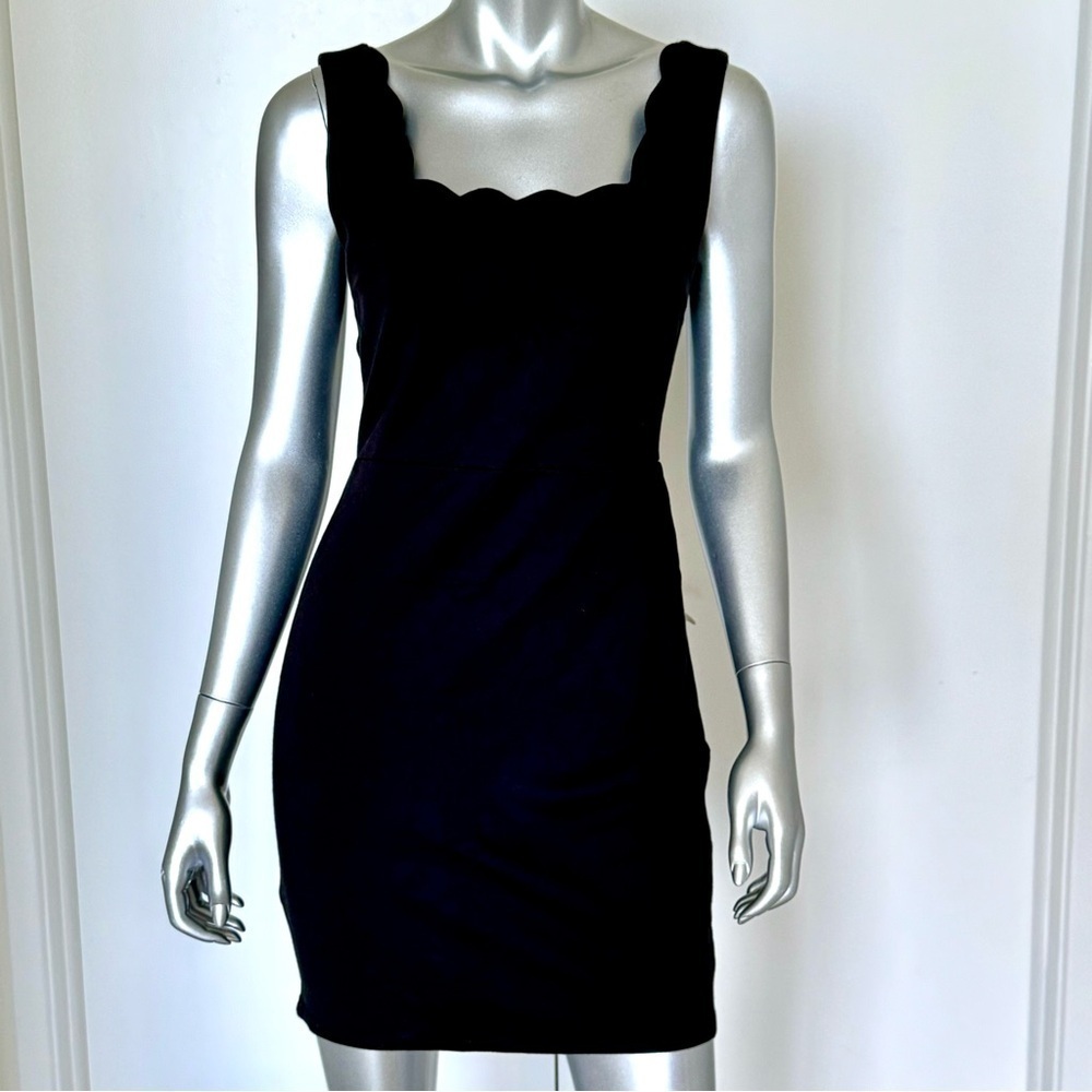 AQUA Black Scalloped neckline dress, Size L